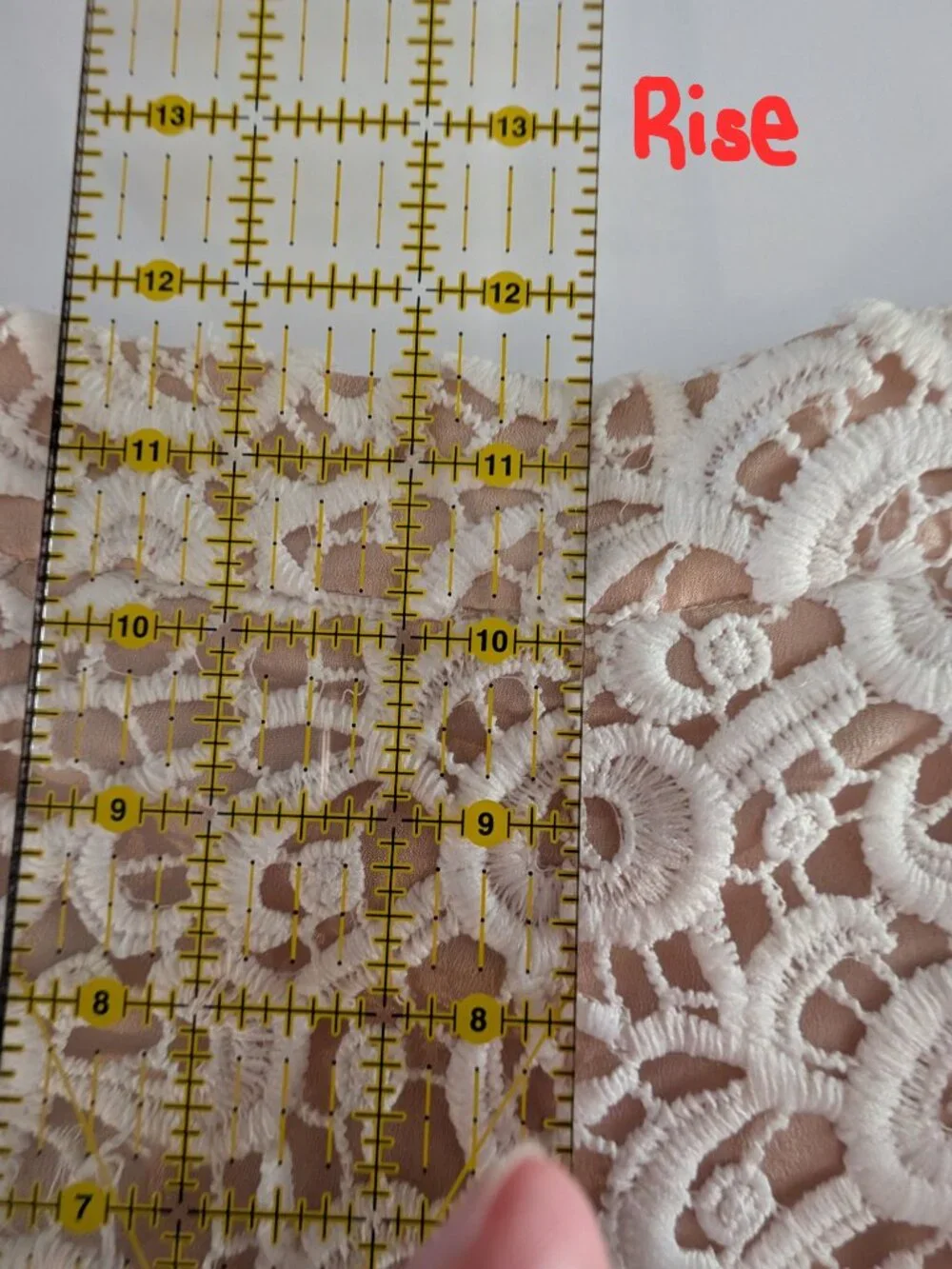 DO+BE Lace-Covered Top & Shorts Set Size M